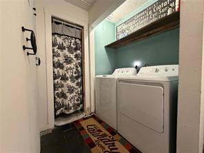 209 S Canton Street - Photo 22