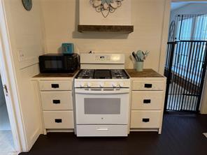 209 S Canton Street - Photo 4