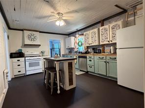 209 S Canton Street - Photo 9