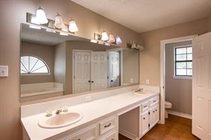 2299 Farm to Market 2574 - Photo 22