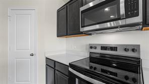 219 Yates Street - Photo 26