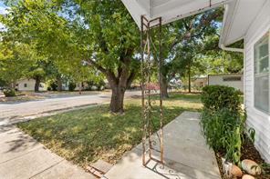 207 S Erath - Photo 7