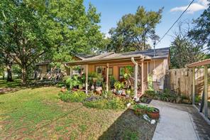 108 Meyers Avenue - Photo 2