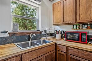 6899 TX-19 Highway - Photo 26