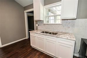 106 Northcott Street - Photo 4