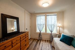 801 N Avenue A - Photo 14