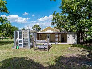 801 N Avenue A - Photo 2