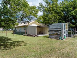 801 N Avenue A - Photo 28