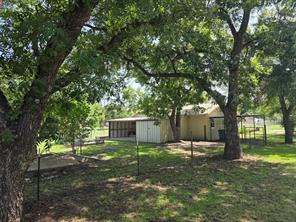 801 N Avenue A - Photo 29
