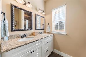 6120 Hidden Oaks Drive - Photo 20