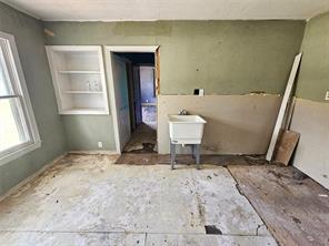 402 E State Street - Photo 11