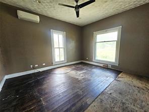 402 E State Street - Photo 4