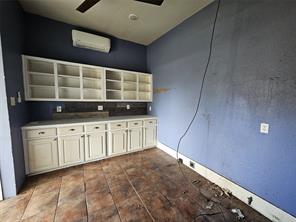 402 E State Street - Photo 6