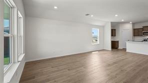 185 Brooks Street - Photo 36
