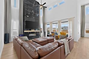 1212 Olive Drive - Photo 4