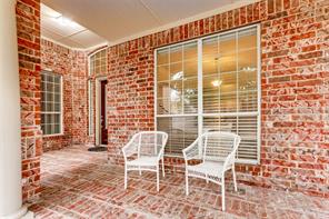 508 Wentworth Lane - Photo 3