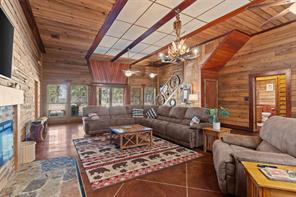 7272 County Road 3516 - Photo 14