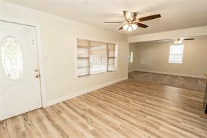 105 Benton Street - Photo 14