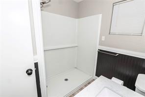 105 Benton Street - Photo 15