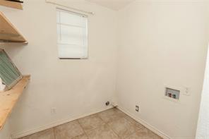 105 Benton Street - Photo 20