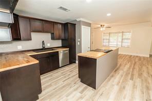 105 Benton Street - Photo 7