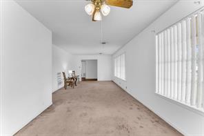 817 E Holly Lane - Photo 4
