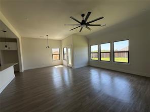 205 Reliance Road - Photo 8