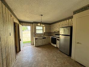 741 Calvert Street - Photo 4