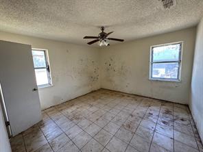 741 Calvert Street - Photo 9