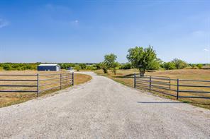 9210 County Road 1229 - Photo 3