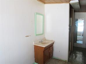 413 S Avenue G - Photo 20