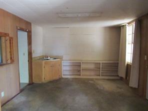 413 S Avenue G - Photo 21