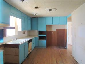 413 S Avenue G - Photo 5