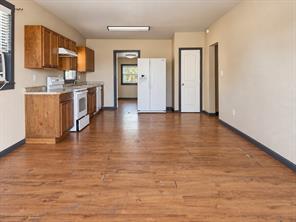 3304 Fm 1821 - Photo 9
