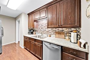 1013 Texas Street - Photo 36