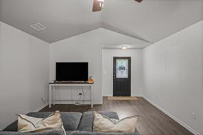 541 Foster - Photo 10