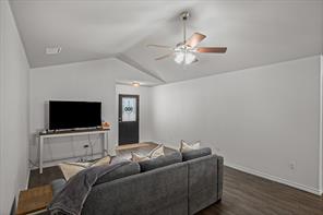541 Foster - Photo 11