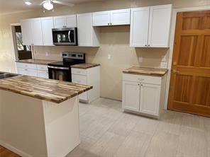 5731 37th Street - Photo 10