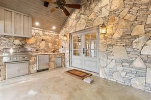 1091 Hill Country Court - Photo 36