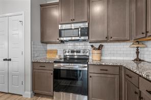 103 Olivia Street - Photo 11
