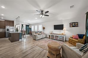 103 Olivia Street - Photo 4