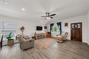 103 Olivia Street - Photo 5
