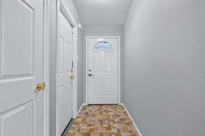 401 S Llano Street - Photo 2