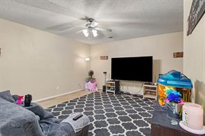 701 Silverleaf Court - Photo 14