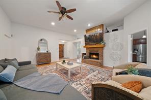 1633 Crosshaven Drive - Photo 5