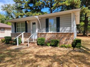 145 U.S. Highway 82-Business