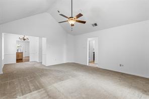 2031 Greenview Drive - Photo 4