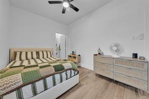 218 Locust Street S - Photo 16