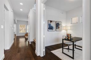 802 Davids Way - Photo 3