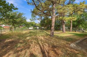 1111 Elmwood Street - Photo 32